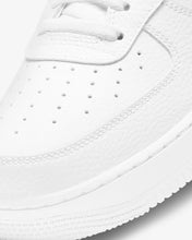 Load image into Gallery viewer, Nike Air Force 1 '07