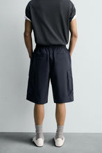 Load image into Gallery viewer, ZARA WIDE-LEG CARGO BERMUDA SHORTS