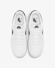 Load image into Gallery viewer, Nike Air Force 1 '07