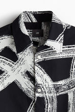 Load image into Gallery viewer, H&M Loose Fit Printed shirt