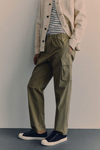 Load image into Gallery viewer, Regular Fit Cargo trousers