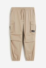 Load image into Gallery viewer, H&M Relaxed Fit Cotton cargo joggers