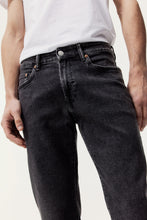 Load image into Gallery viewer, H&M Straight Regular Fit Jeans