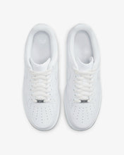 Load image into Gallery viewer, Nike Air Force 1 Triple White