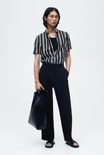 Load image into Gallery viewer, H&M Muscle Fit Short-sleeved shirt Black