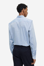 Load image into Gallery viewer, H&M Slim Fit Easy-iron shirt Light Blue