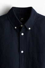 Load image into Gallery viewer, H&M Regular Fit Oxford shirt