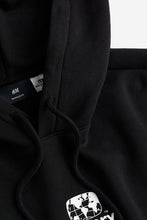 Load image into Gallery viewer, H&M Regular Fit Hoodie Black/Discovery Channel