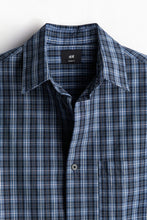 Load image into Gallery viewer, H&M Loose Fit Short-sleeved shirt