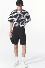 Load image into Gallery viewer, H&M Loose Fit Printed shirt