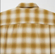 Load image into Gallery viewer, Uniqlo Flannel Long Sleeve Shirt Yellow