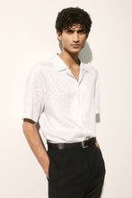Load image into Gallery viewer, H&M Regular Fit Lyocell resort shirt