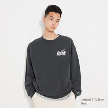 Load image into Gallery viewer, Uniqlo PEANUTS Charlie Brown's Baseball Team Long Sleeve Sweatshirt