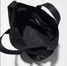Load image into Gallery viewer, Uniqlo KAWS + Warhol 2WAY Tote Bag Black