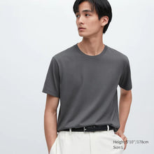 Load image into Gallery viewer, Uniqlo Dry Crew Neck Short Sleeve T-Shirt