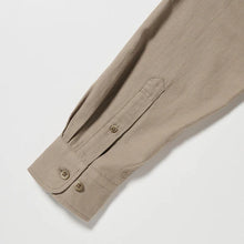 Load image into Gallery viewer, Uniqlo Soft Twill Stand Collar Long Sleeve Shirt