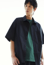 Load image into Gallery viewer, H&M Regular Fit Short-sleeved shirt