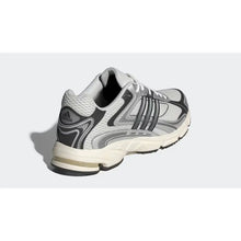 Load image into Gallery viewer, Adidas Response CL Shoes