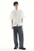 Load image into Gallery viewer, H&M Regular Fit Short-sleeved shirt