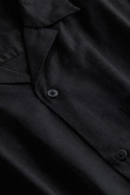 Load image into Gallery viewer, H&M Regular Fit Resort shirt