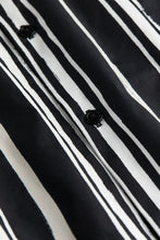 Load image into Gallery viewer, H&M Muscle Fit Short-sleeved shirt Black