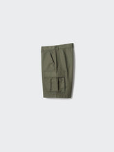 Load image into Gallery viewer, Uniqlo Cargo Shorts