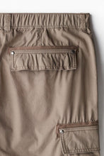 Load image into Gallery viewer, H&M Relaxed Fit Cargo Trousers