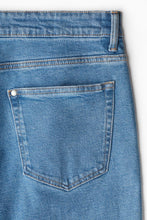 Load image into Gallery viewer, H&M Straight Regular Fit Jeans