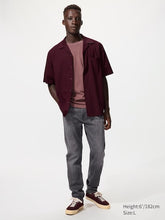 Load image into Gallery viewer, Uniqlo EZY Ultra Stretch Jeans