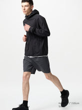 Load image into Gallery viewer, Uniqlo Ultra Stretch Active Shorts