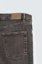 Load image into Gallery viewer, ZARA BASIC SLIM FIT JEANS Gray
