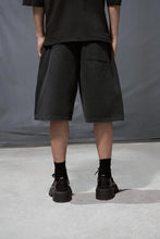 Load image into Gallery viewer, ZARA BERMUDA JOGGER BAGGY FIT Black
