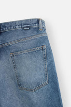Load image into Gallery viewer, ZARA BAGGY FIT DENIM BERMUDAS Blue
