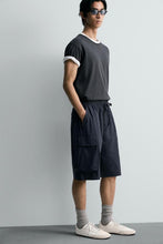 Load image into Gallery viewer, ZARA WIDE-LEG CARGO BERMUDA SHORTS
