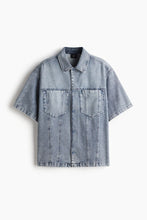 Load image into Gallery viewer, H&amp;M Loose Fit Short-sleeved denim shirt
