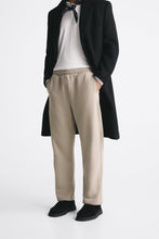 Load image into Gallery viewer, Zara STRAIGHT FIT JOGGING TROUSERS CAMEL
