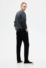 Load image into Gallery viewer, H&amp;M Slim Fit Cotton chinos Black
