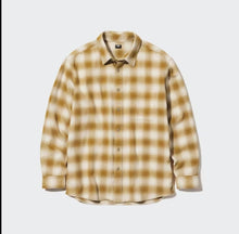 Load image into Gallery viewer, Uniqlo Flannel Long Sleeve Shirt Yellow
