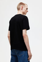 Load image into Gallery viewer, H&amp;M 2 PACK Regular Fit T-Shirts
