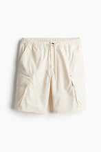Load image into Gallery viewer, H&amp;M Regular Fit Cargo shorts
