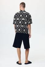 Load image into Gallery viewer, H&amp;M Relaxed Fit Resort shirt
