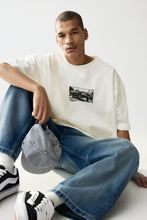 Load image into Gallery viewer, H&amp;M Oversized Fit Printed T-shirt White/Car
