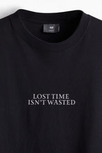 Load image into Gallery viewer, H&amp;M Loose Fit Printed T-Shirt
