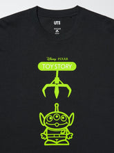 Load image into Gallery viewer, Uniqlo T-Shirt Black
