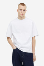 Load image into Gallery viewer, H&amp;M Relaxed Fit T Shirt White
