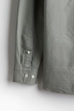 Load image into Gallery viewer, H&amp;M Regular Fit Oxford shirt
