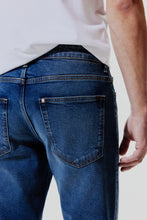 Load image into Gallery viewer, H&amp;M Straight Regular Fit Jeans
