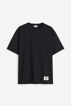 Load image into Gallery viewer, H&amp;M Relaxed Fit T-shirt Black
