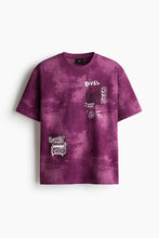 Load image into Gallery viewer, H&amp;M Loose Fit Printed T-shirt (Dark purple/Revel)
