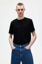 Load image into Gallery viewer, H&amp;M 2 PACK Regular Fit T-Shirts
